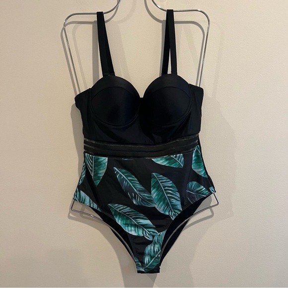 SHEIN one piece swimsuit‎ - Picture 1 of 4